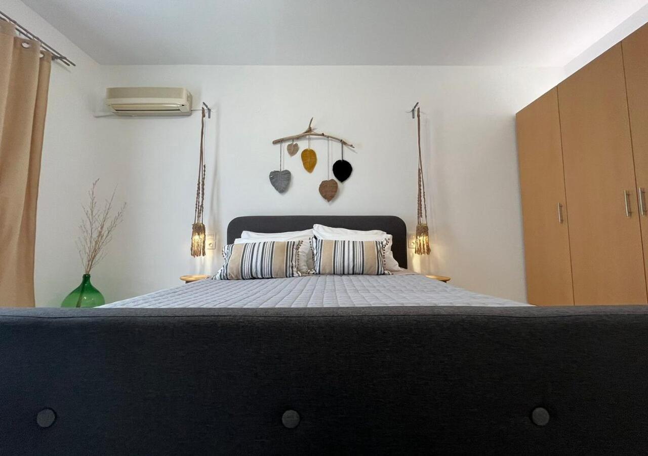 Swallow'S Nest Apartment Paradisi  Bagian luar foto